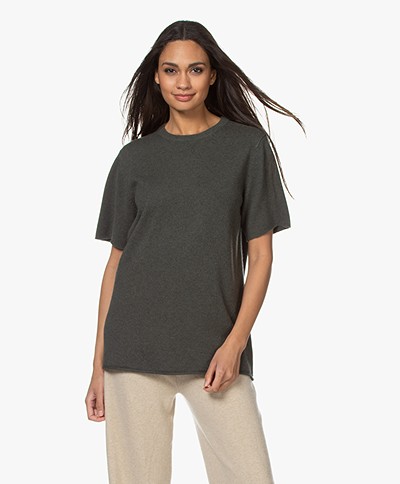 extreme cashmere N°64 Long Knitted T-shirt - Khaki