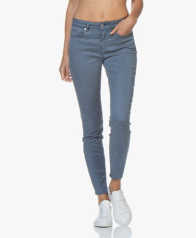 Drykorn Need Garment-dyed Skinny Jeans - Middenblauw