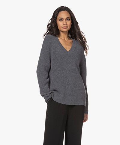 Rails Malise Fine Knitted V-neck Sweater - Charcoal 