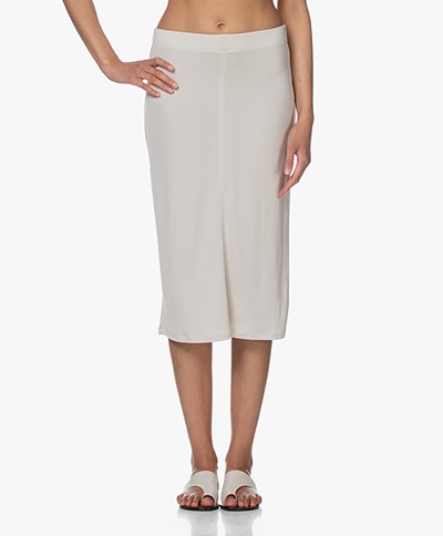 Filippa K Margaret Tech Jersey Knee-length Skirt - Ivory