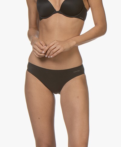 Calvin Klein Perfectly Fit Invisible Slip - Zwart