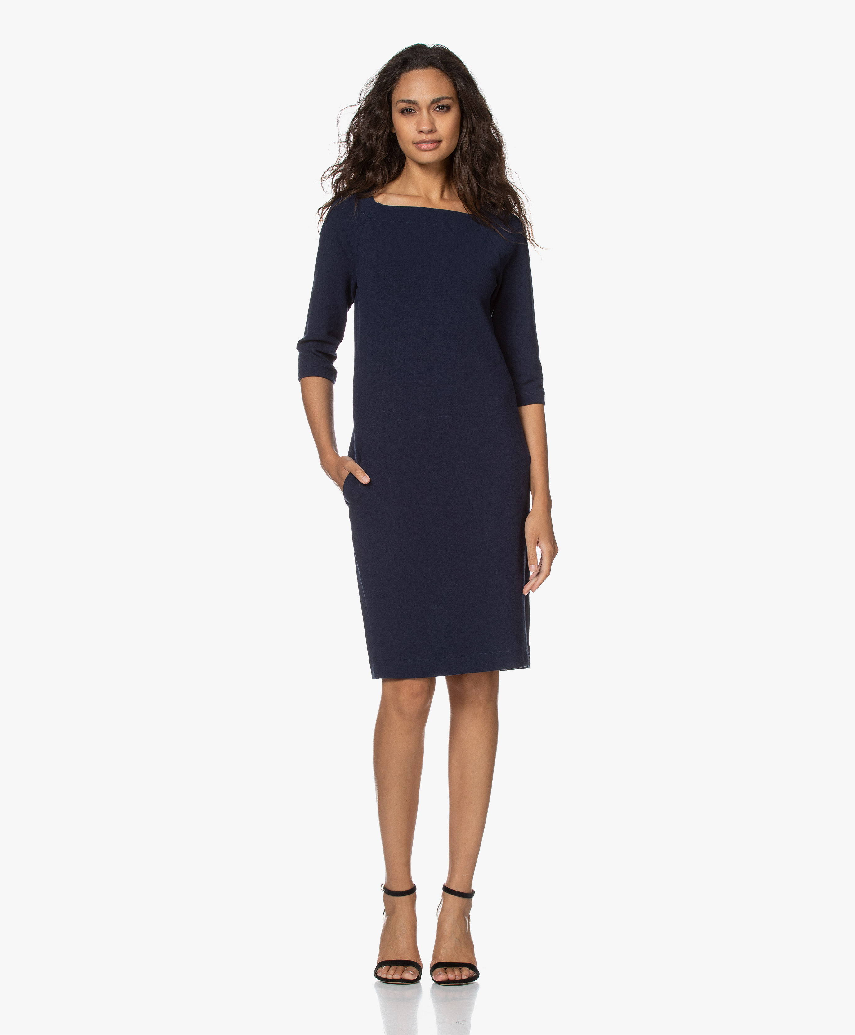 knee length jersey dress