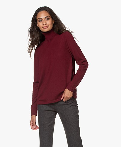 Sibin/Linnebjerg Lisa Turtleneck Sweater in Merino Wool - Burgundy