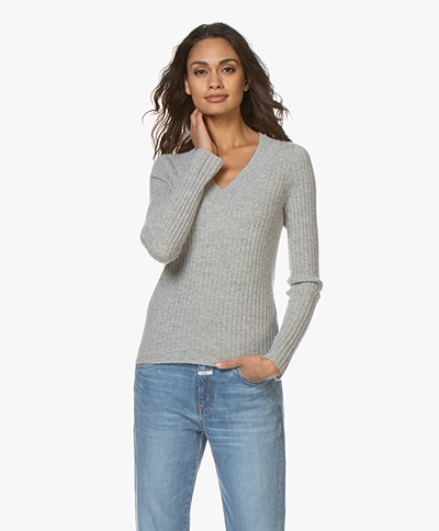 Repeat Rib Knitted Cashmere Sweater - Silver Grey