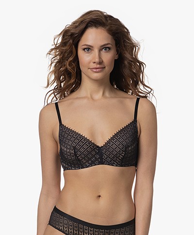 HANRO Hedy Soft Cup Lace Wired Bra - Black
