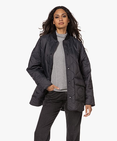 Closed Short Quilted Jacket - Grey Anthracite