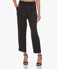 Vince Tapered Tech Pull-on Pants - Black