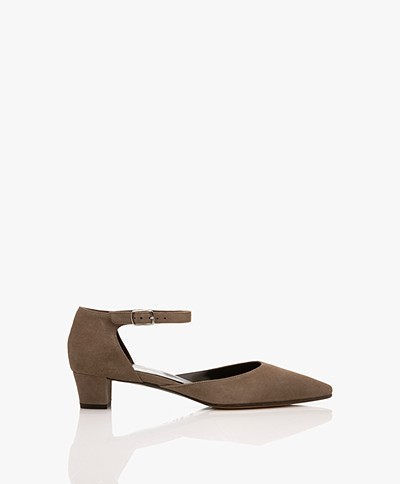 Panara Pumps with Low Heel and Ankle Strap - Taupe 