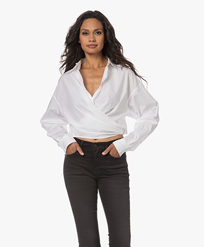 Closed Cropped Wikkelblouse - Wit
