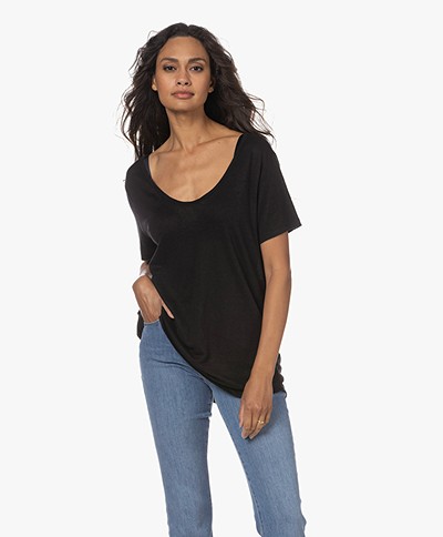 Neeve The Linen Scoopneck T-shirt - Essential Black