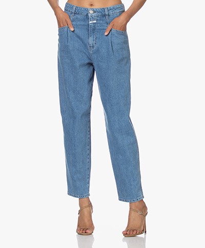 Closed Pearl Organic Cotton Mom Jeans - Mid Blue