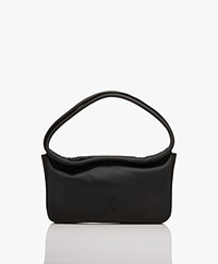 Closed Leather Bag with Piping Shoulder Straps - Black