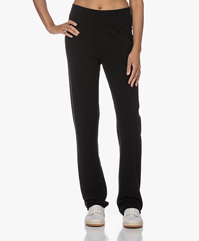 Woman by Earn Aiden Merino-Cashmere Knitted Pants - Black