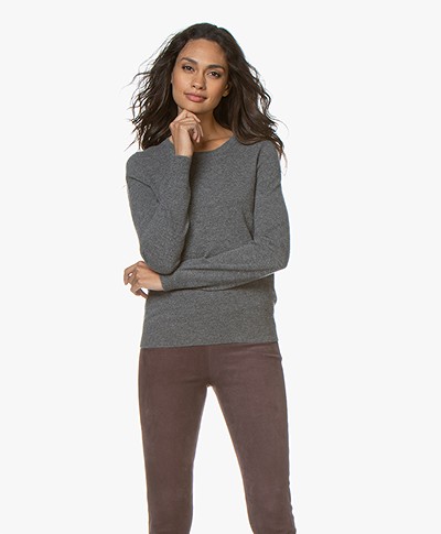 Repeat Round Neck Cashmere Sweater - Medium Grey