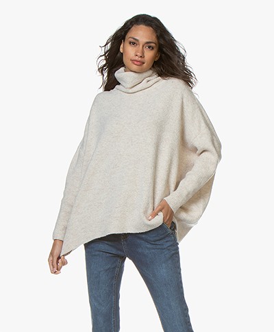 Sibin/Linnebjerg Tallulah Lurex Turtleneck Sweater - Sand