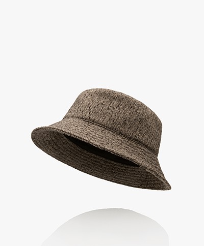 Pomandère Wollen Bucket Hat met Visgraatdessin - Coffee