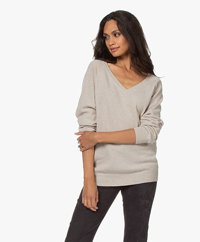 no man's land Merino wool and Cashmere V-neck Sweater - Soft Biscuit