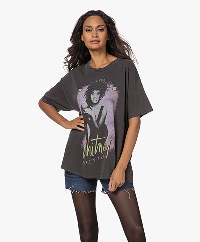 Daydreamer Whitney Houston Moment Of Truth Merch T-shirt - Zwart