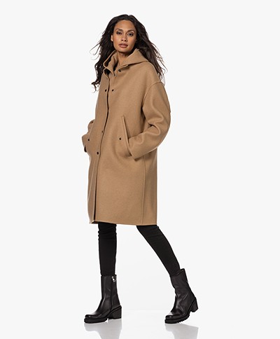 Closed Wool Coat with Detachable Hood - Bamboo