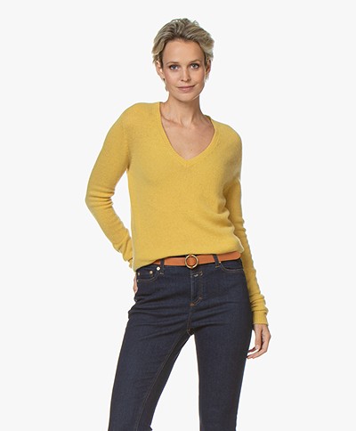 Majestic Filatures Cashmere V-neck Sweater- Soft yellow