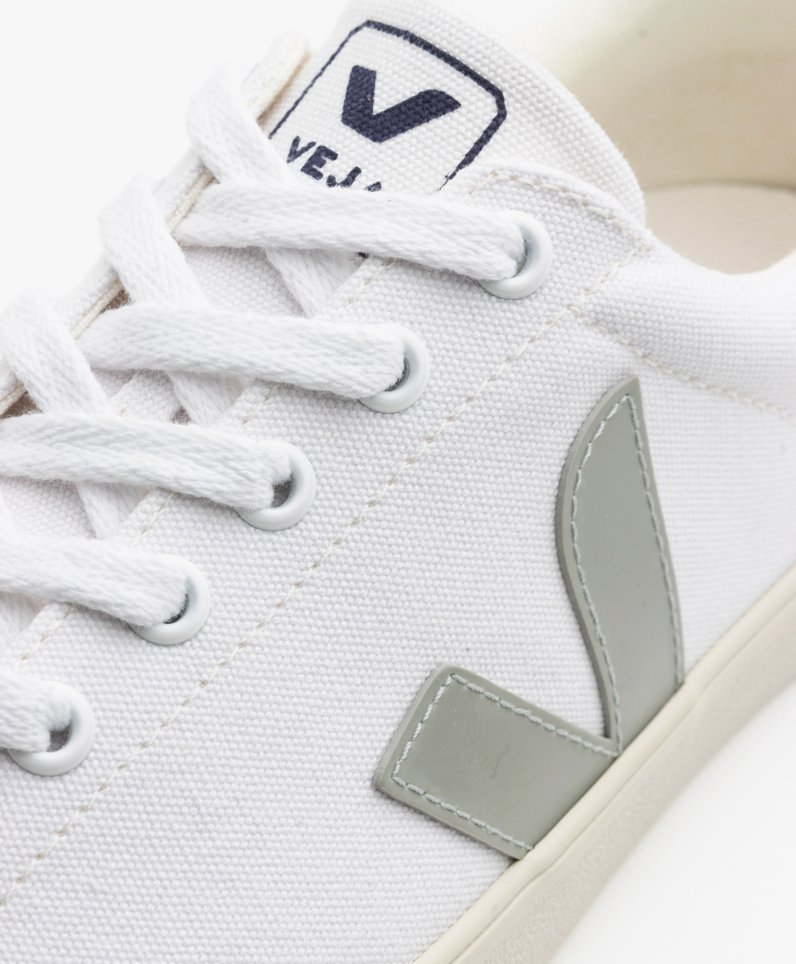 veja esplar size 38
