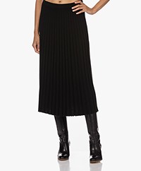 Resort Finest Wool Blend Knitted Plisse Skirt - Black