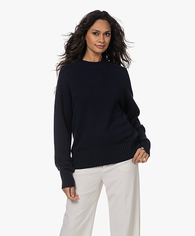 extreme cashmere N°123 Bourgeois Cashmere Sweater - Navy
