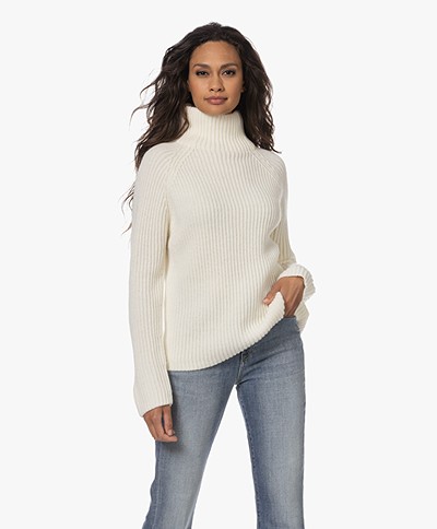Drykorn Arwen Rib Knit Turtleneck Sweater - Off-white