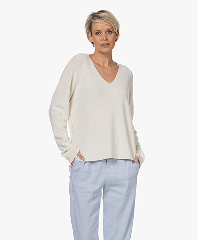 Drykorn Lynette Ribbed V-neck Sweater - Off-white