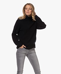Closed Ribbed Wool and Cashmere Roll Neck Sweater - Black