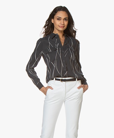 Equipment Slim Signature Washed-silk Blouse - Eclipse/Wit