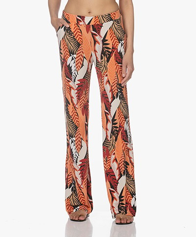 KYRA Nelo Travel Jersey Loose-fit Print Pants - Red Apple