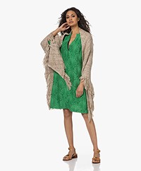 Manos del Uruguay Merino Wolmix Poncho - Zand Mêlee