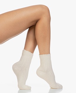 FALKE Ultra Soft Bed Socks - Off-white