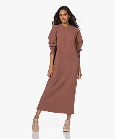extreme cashmere N°106 Weird Knitted Cashmere Maxi Dress - Terra