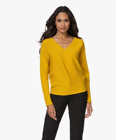 KYRA Pennie V-neck Wool Blend Sweater - Lemon Curry