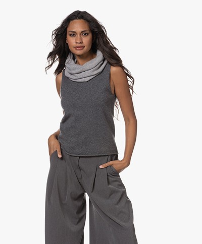 extreme cashmere N°8 Multifunctional Cashmere Accessory - Grey