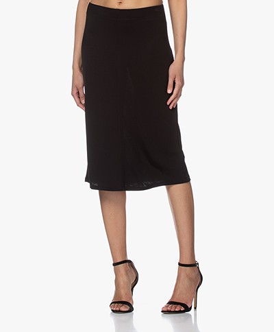Filippa K Margaret Tech Jersey Knee-length Skirt - Black