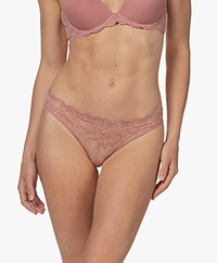 Calvin Klein Seductive Comfort Lace Thong - Red Grape