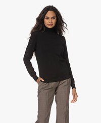 LaSalle Fine Knitted Merino Turtleneck Sweater - Black