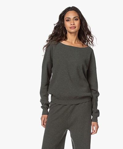 extreme cashmere N°39 Should Cashmere Boat Neck Sweater - Khaki