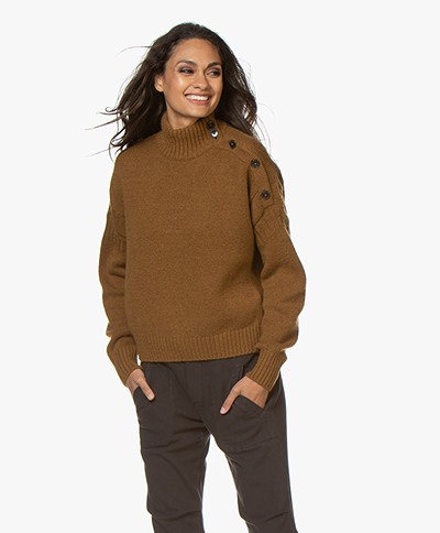 Closed Buttoned Turtleneck Sweater - Tobacco