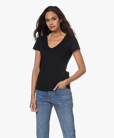 Majestic Filatures Julia Deluxe Katoenen V-hals T-shirt - Zwart
