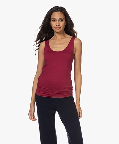 Majestic Filatures Abby Superwashed Tank Top - Grenat