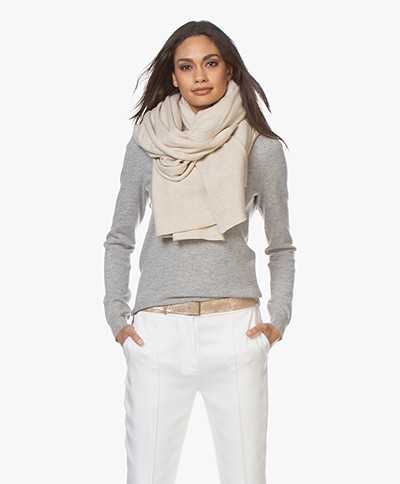 extreme cashmere N°60 Grote Cashmere Sjaal - Latte 