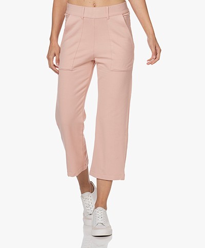 Majestic Filatures Soft Touch Cropped Sweatpants - Soft Pink