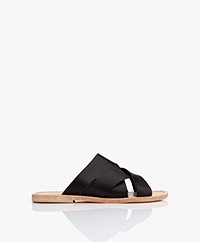 Pomandère Leather Sandals - Black