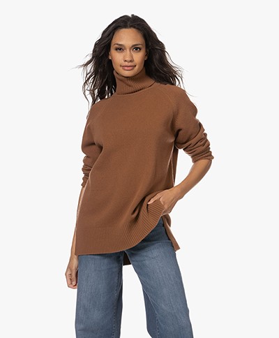 Woman by Earn Annet Merino and Cashmere Turtleneck Sweater - Cognac