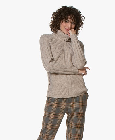 Repeat Rib Knitted Sweater with Cashmre - Sand