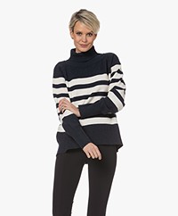 Plein Publique La Puck Striped Wool-Cashmere Turtleneck Sweater - Dark Blue/Ivory